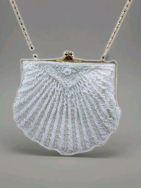 Vtg 60s Waldorf Clam Shell Beaded Clutch Purse White Bridal Wedding Prom Formal